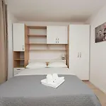 Apartamento Mona
