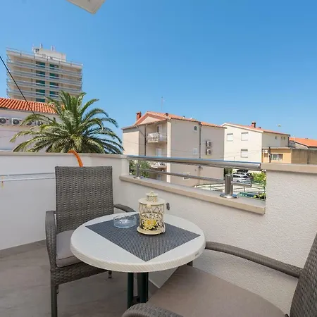 Apartamento Mona