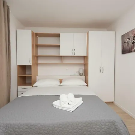 Apartamento Mona