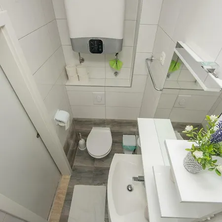 Appartement Mona Makarska