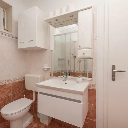 Mona Appartement *