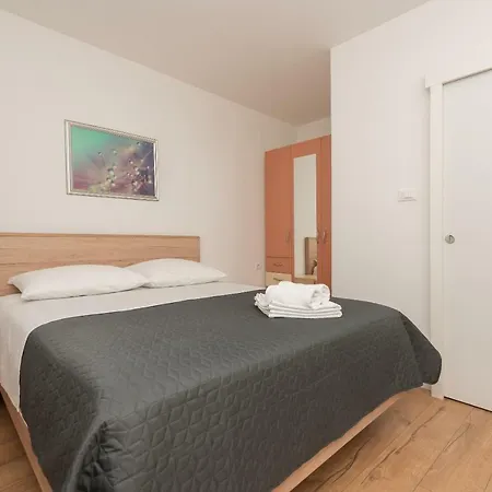 Appartement Mona Makarska