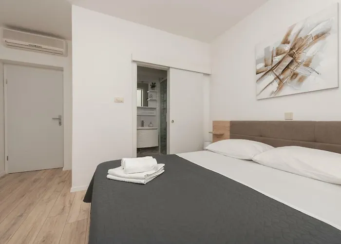 Mona Apartman Makarska