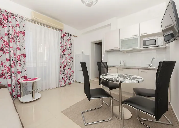 Mona Apartman Makarska