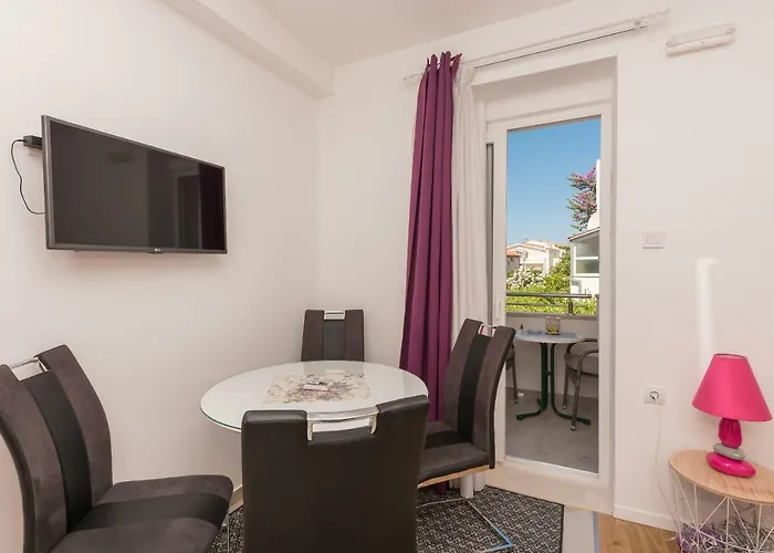 Mona Apartman Makarska