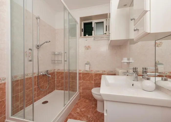 Apartman Mona *